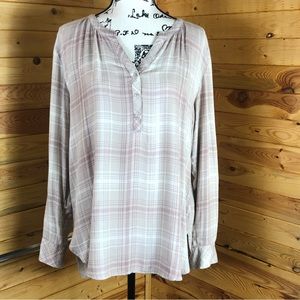 NWT Blush and cream plaid V neck pullover blouse